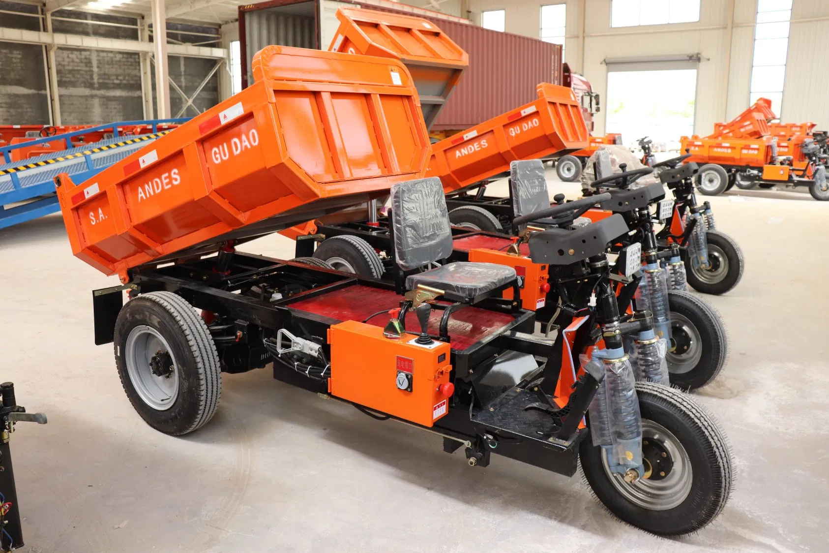 Ecuador Client High Recommend 1 Ton Battery Mini Dumper for Tunnel Transportation