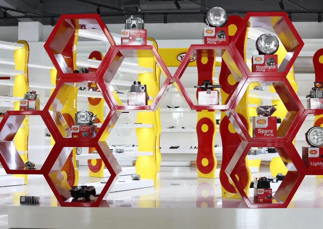 Motorcycle Spare Parts Oil Tank Fuel Tank Tanque De Gasolina for Gn125 Gn125h En125 GS125 Nxr125 Bross