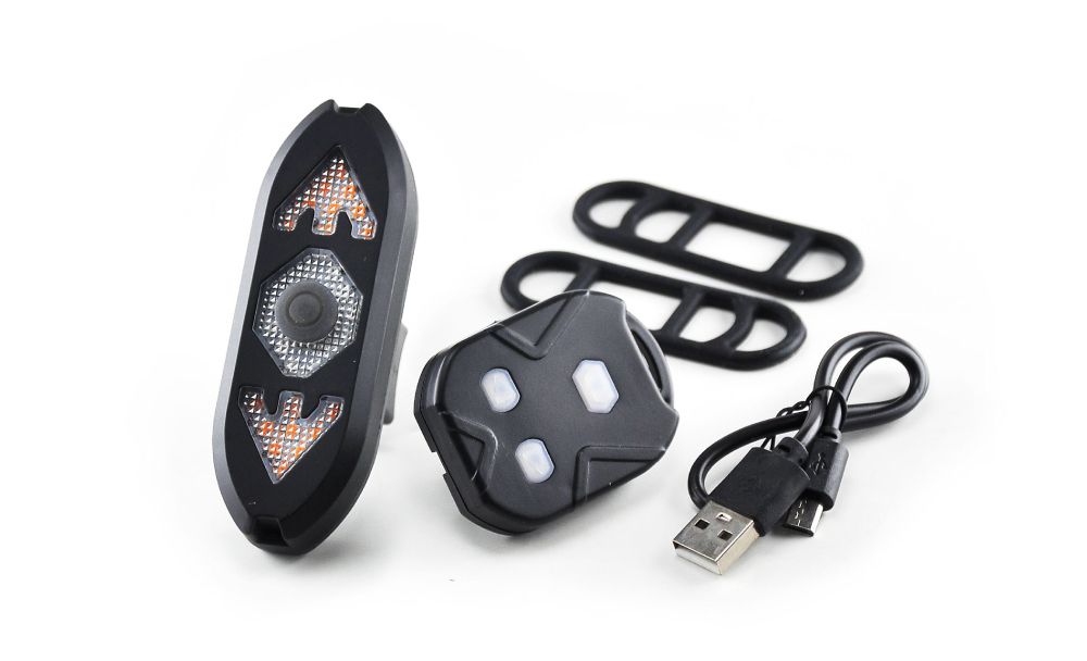 Remote Control Waterproof Safety Bicycle Tail Light 20lm Ipx4 Safety Rear Light Riding Tail Light Bike Light