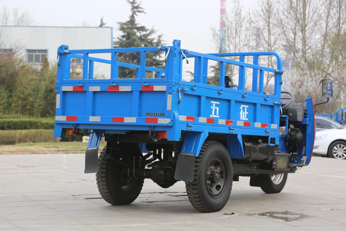 WUZHENG Diesel Dump Right Hand Drive 3-Wheel Tricycle