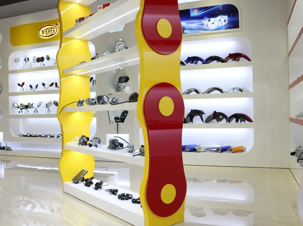 Yog Motorcycle Spare Parts Head Light and Fairing Titan 150es