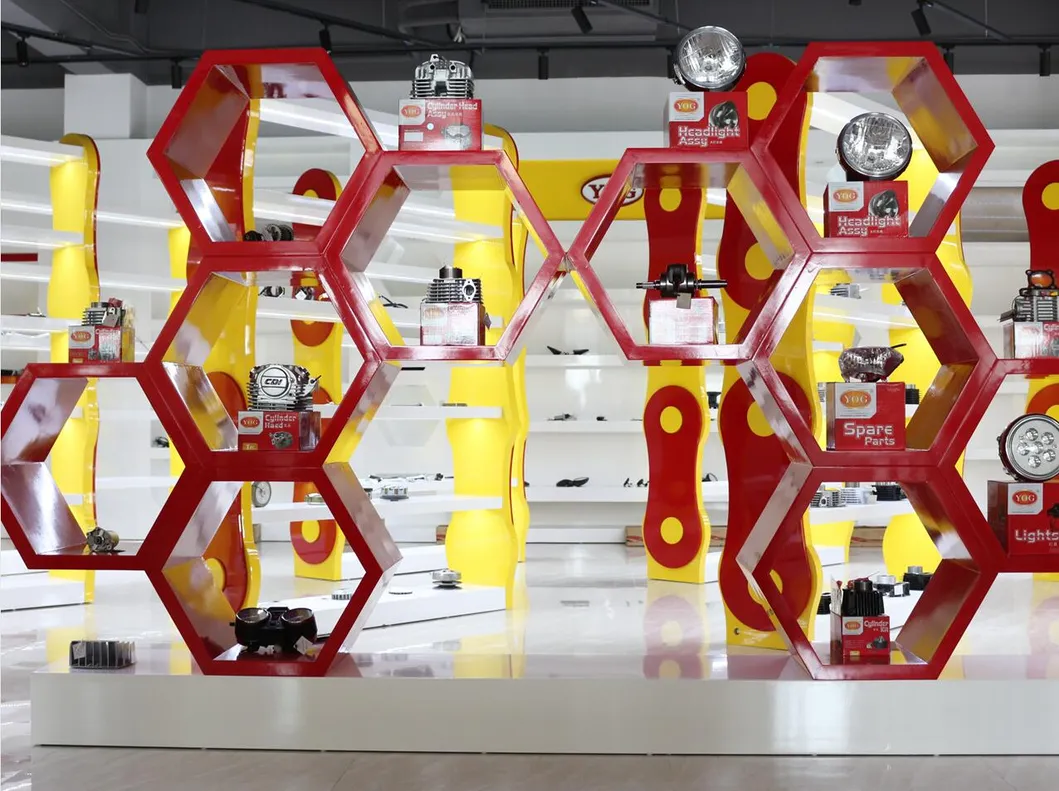 Yog Motorcycle Spare Parts Head Light and Fairing Titan 150es